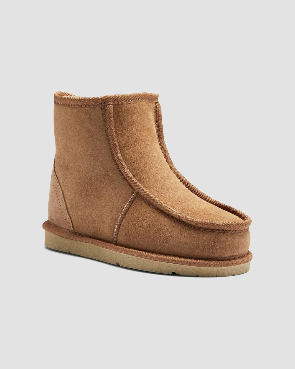 deluxe ugg boots chocolate angle