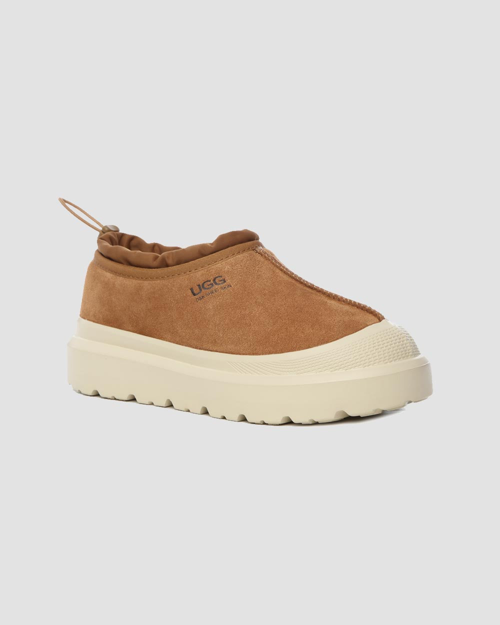 linea outdoor uggs chestnut angle