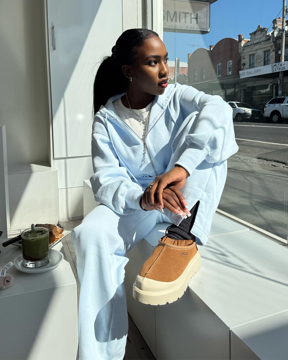 linea outdoor uggs chestnut live