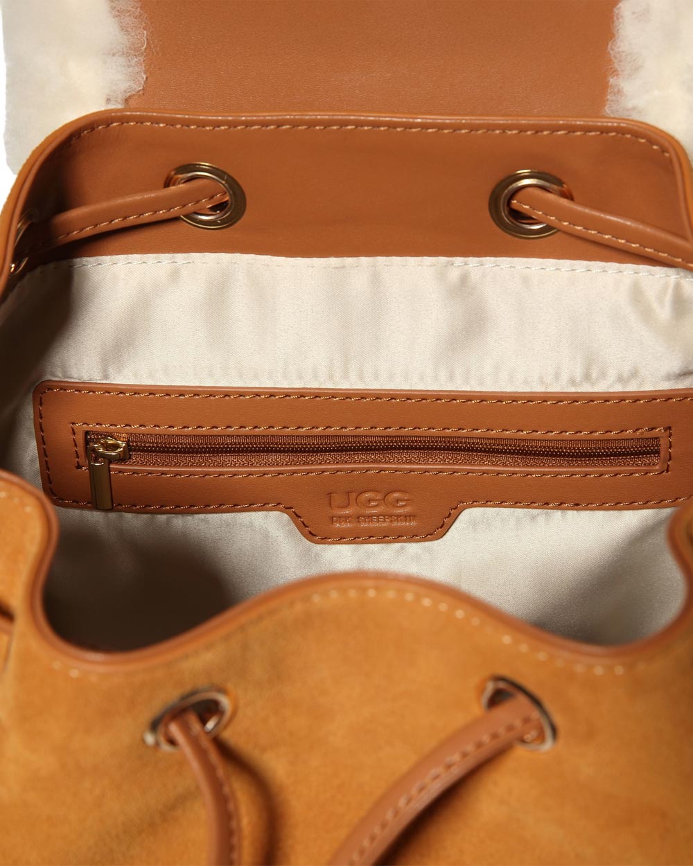 alpine ugg backpack chestnut inside