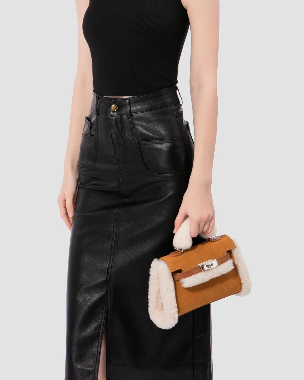 aspen tote ugg bag chestnut live