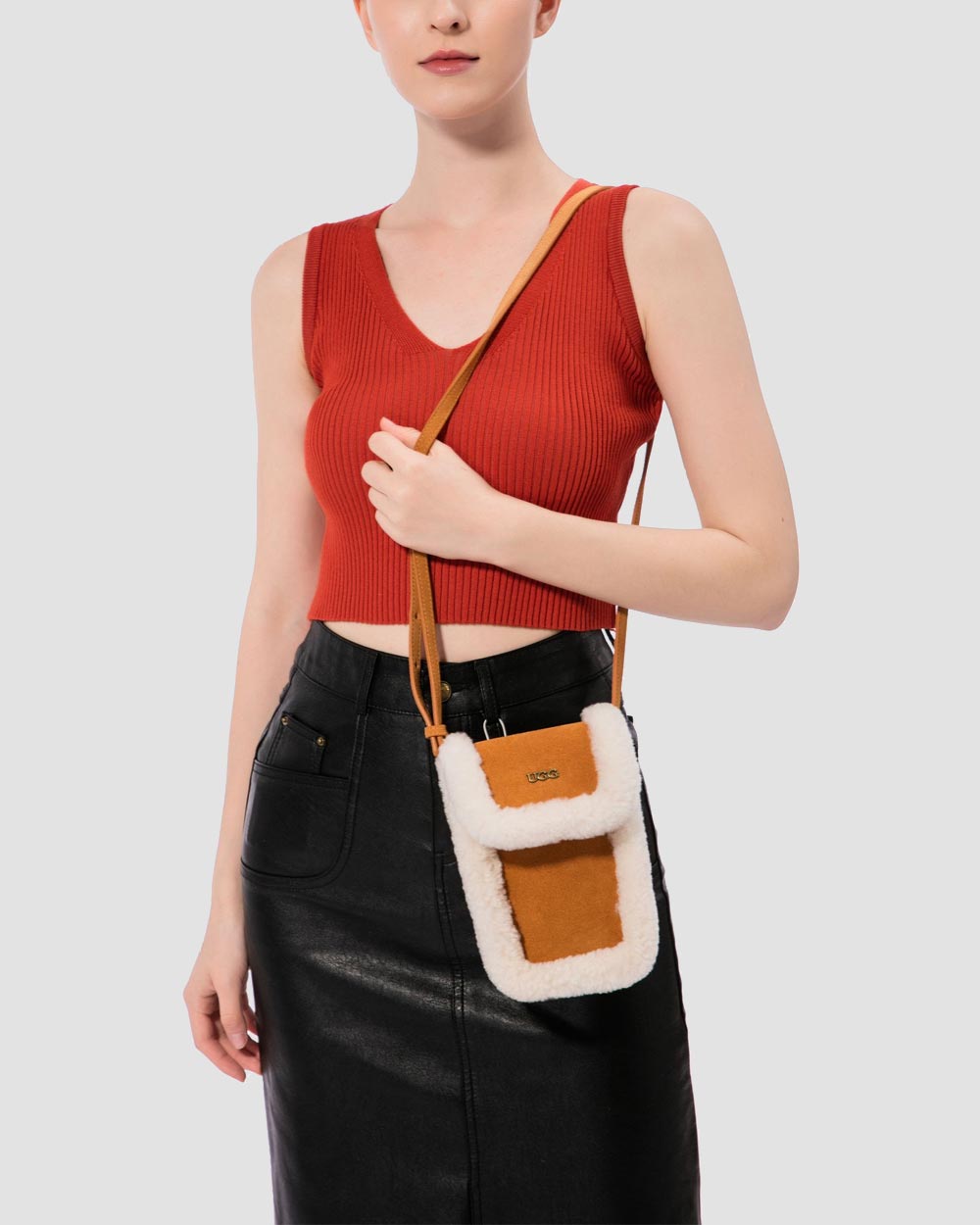 cloud crossbody ugg bag chestnut live