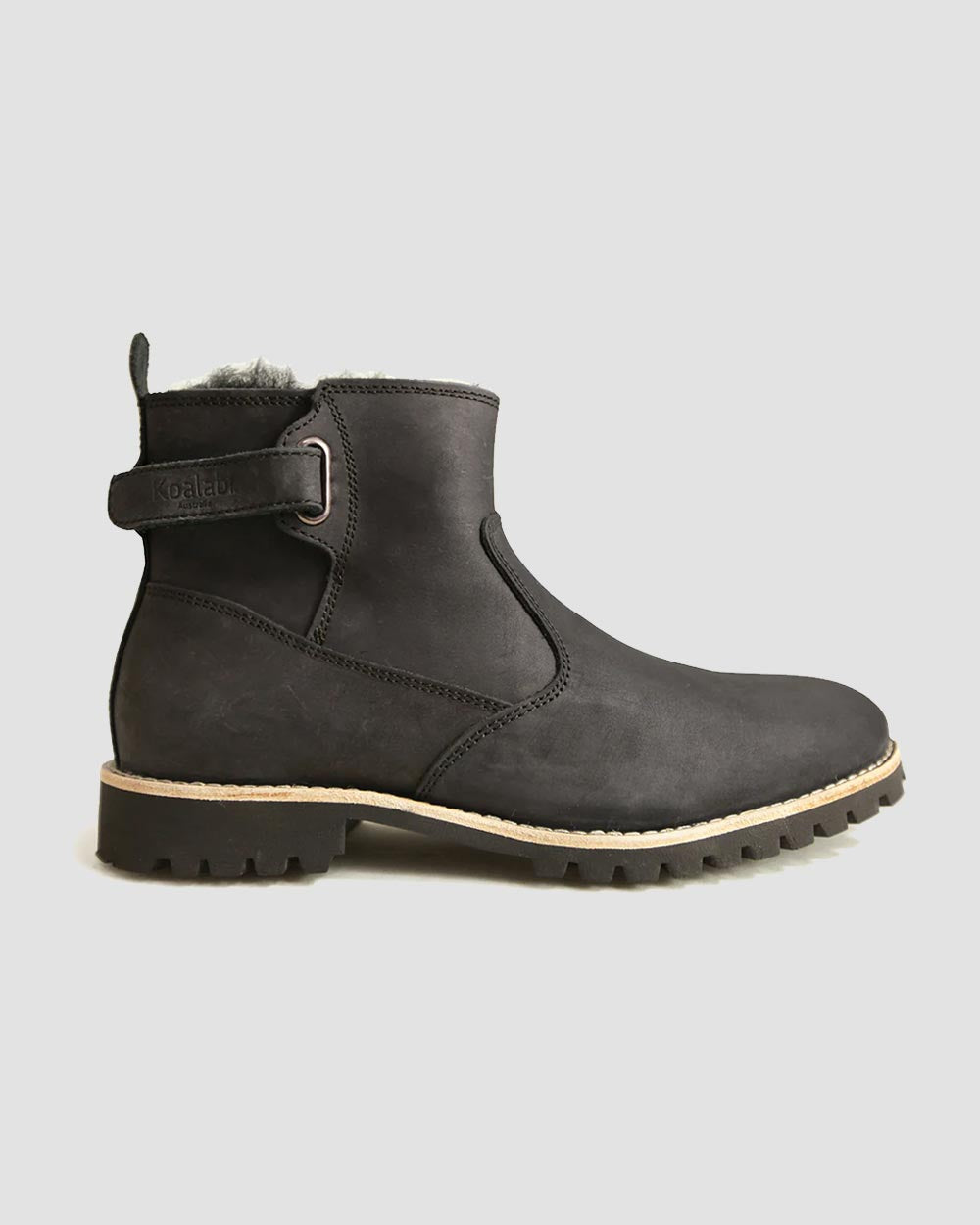gibson sheepskin lined leather boots black side