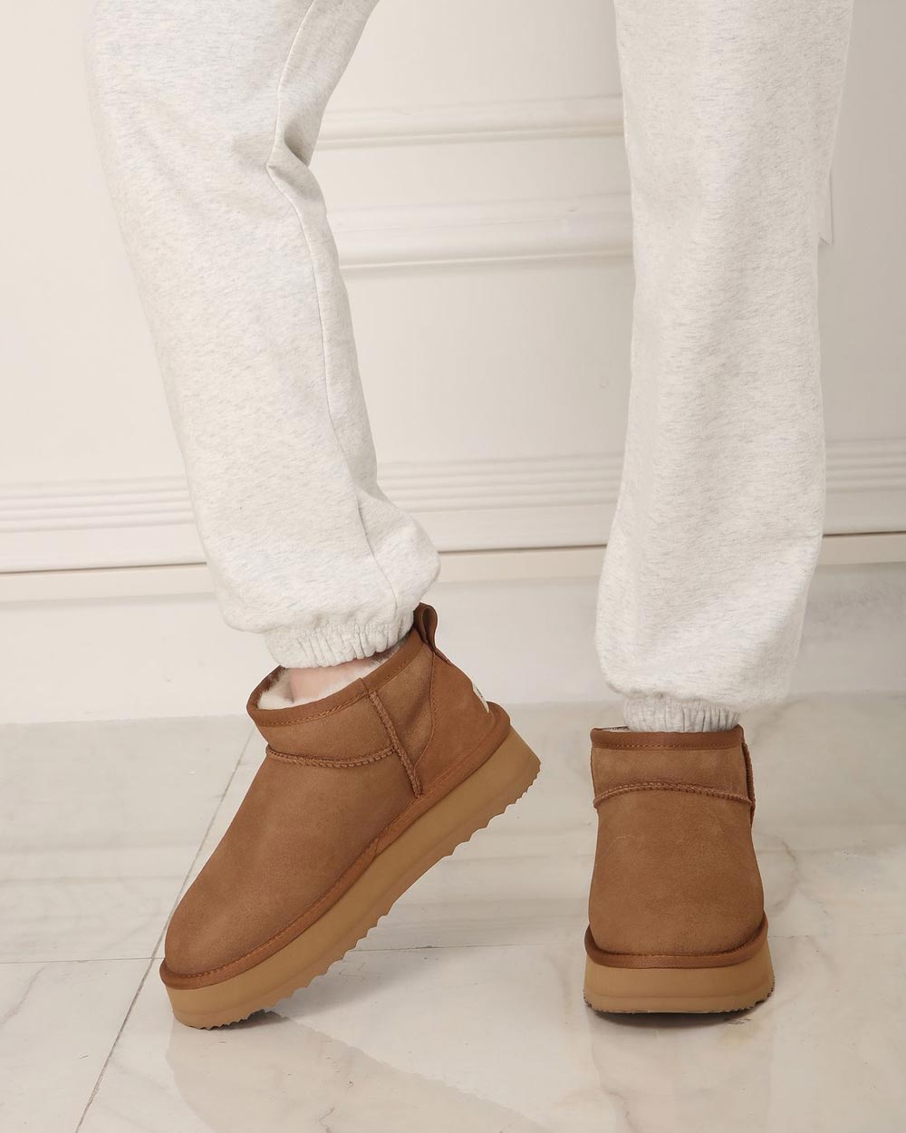 ultra mini platform ugg boots chestnut live